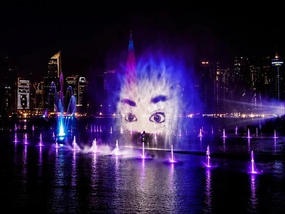 Water curtain projection